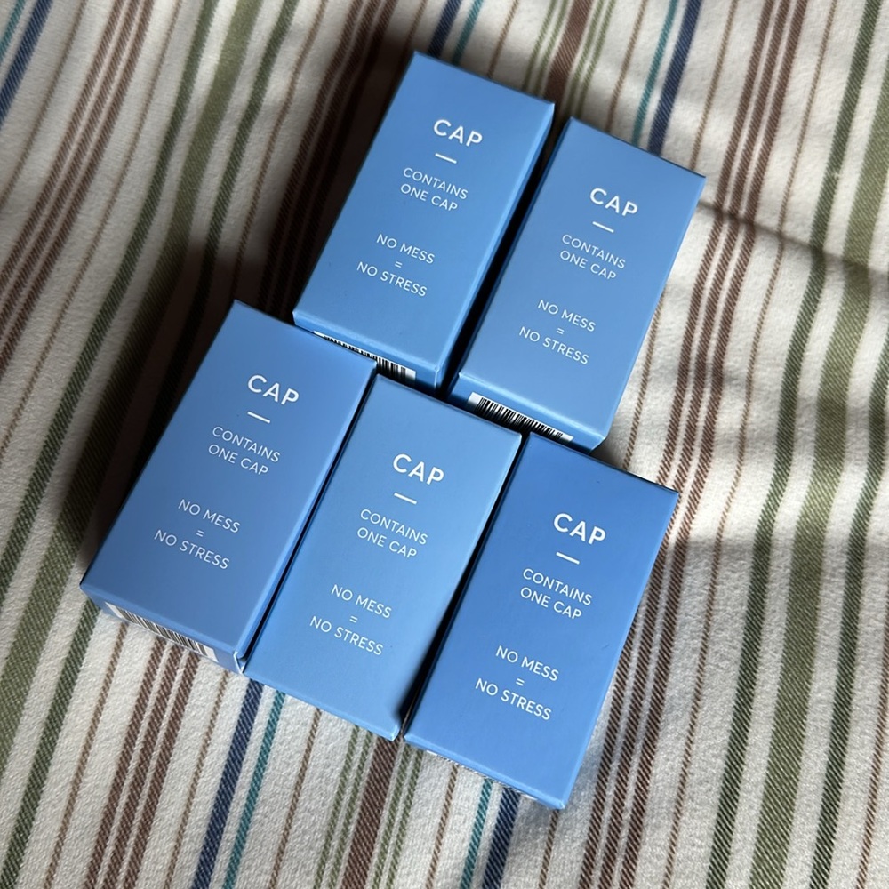 Madison Reed Shower Caps - Picture 3 of 8